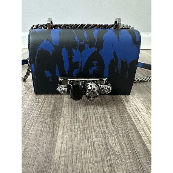 ALEXANDER MCQUEEN GRAFFITI FOUR-RING LEATHER SHOULDER BAG IN BLUE BLACK $2,500 - Picture 5 of 16